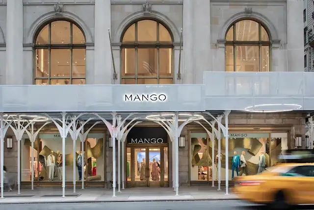 Cửa hàng flagship Mango trên Đại lộ số 5