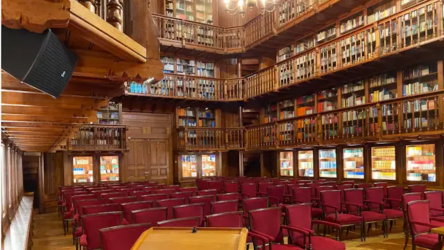 “Salón de Grados” tại khuôn viên Đại học Deusto