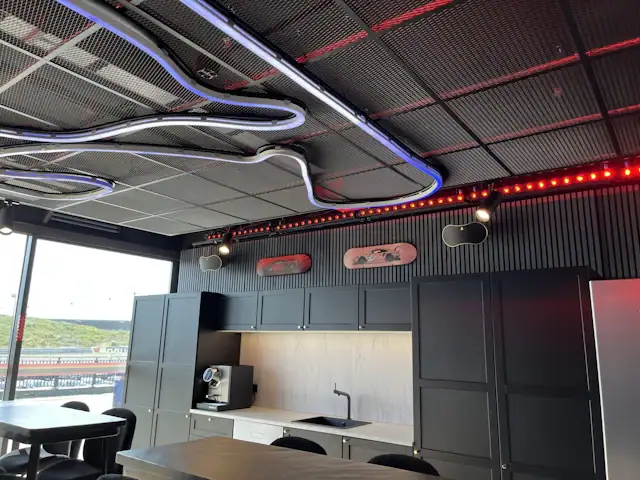 Dòng NIMBO và VIDA tại DRM lounge, Circuit Zandvoort