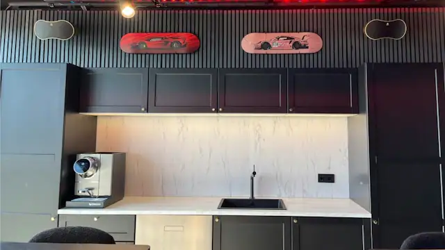 Dòng NIMBO và VIDA tại DRM lounge, Circuit Zandvoort