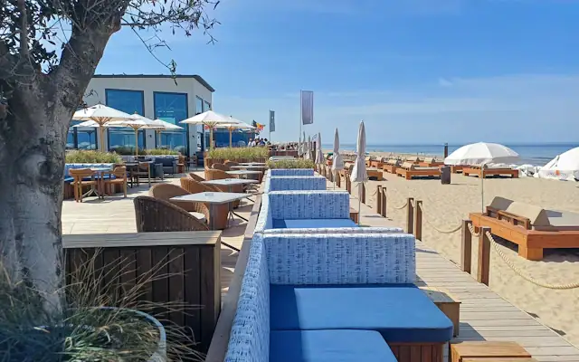 Bloomingdale Beach: AV cho trải nghiệm tối ưu