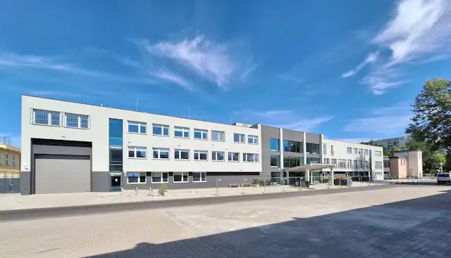 Tòa nhà số 61 của Khoa Điện tử, Military University of Technology, Ba Lan